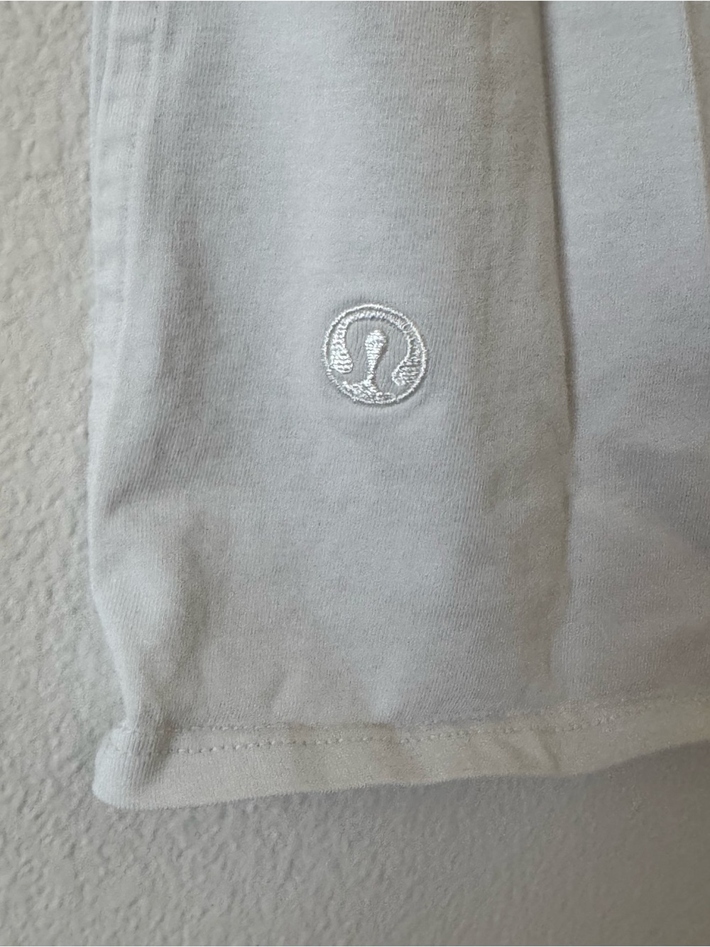Lululemon organic cotton straight hem T-shirt - Picture 4 of 4